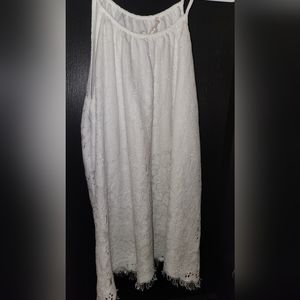 White speghetti strap shirt